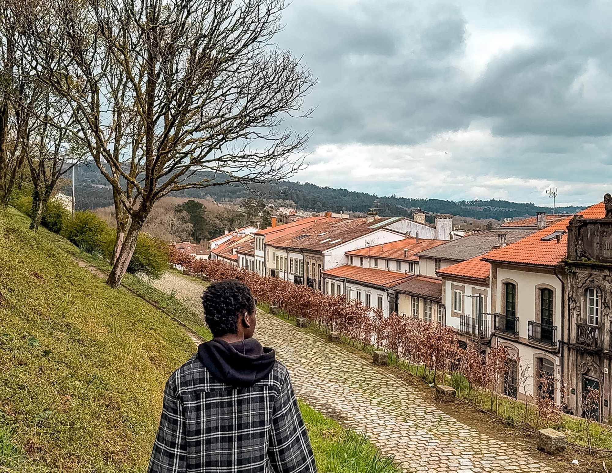 Alameda Park in Santiago de Compostela (2).png